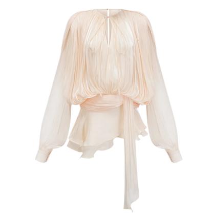 Elegantes Damenkleid in Weiß. Stilvolles Design für besondere Anlässe, figurbetonte Passform und hochwertiger Stoff. Perfekt für Abendveranstaltungen oder festliche Anlässe.